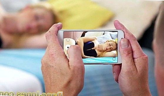 Но чтобы не заниматься полным инцестом, милашки договорились обменяться папашами, порно видео